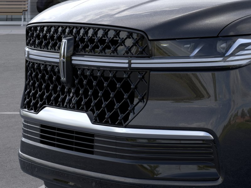 New 2026 Infinite Black Metallic Lincoln Reserve L image 38