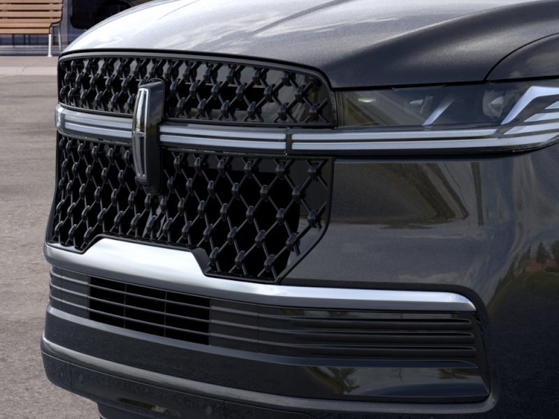 New 2026 Infinite Black Metallic Lincoln Reserve L image 38