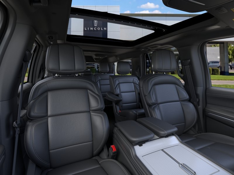 2026 Lincoln Navigator Reserve L - Photo 10